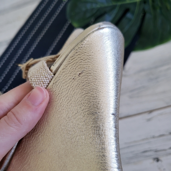 Lilly Pulitzer| Wedge Sandal Gold Textured Size 8.5 - Picture 7 of 9